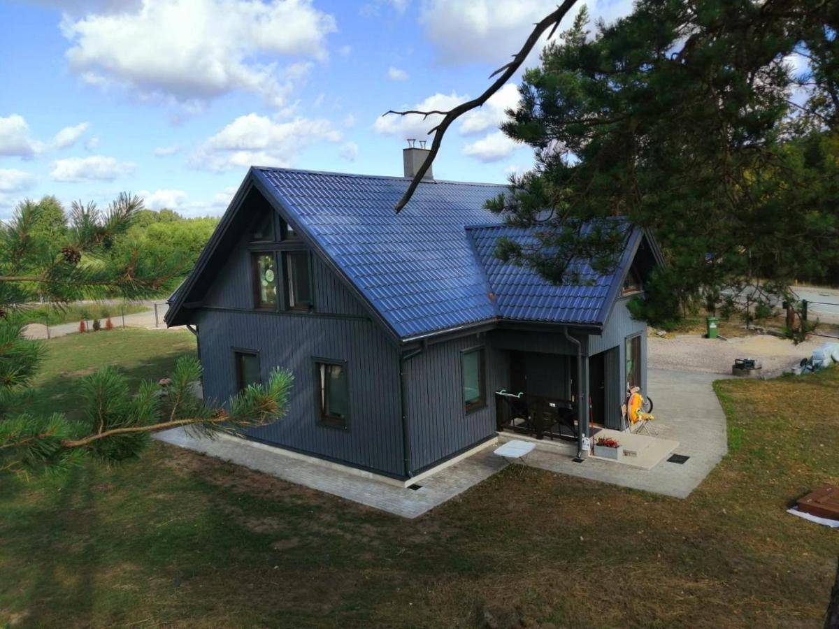 ApartmentApšuciems Exteriör bild